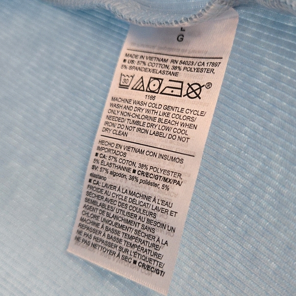 🆕️Light Blue Ribbed Top Size Large - Picture 3 of 3